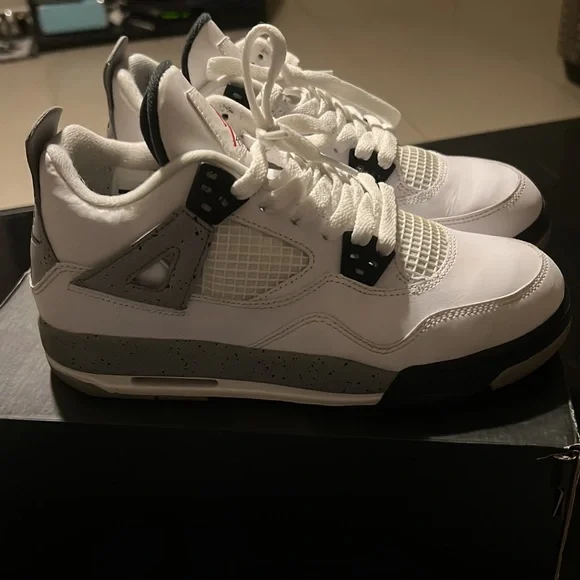 2016Air Jordan 4 Retro OG BG 'Cement', size 5y